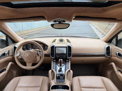2012 Porsche Cayenne