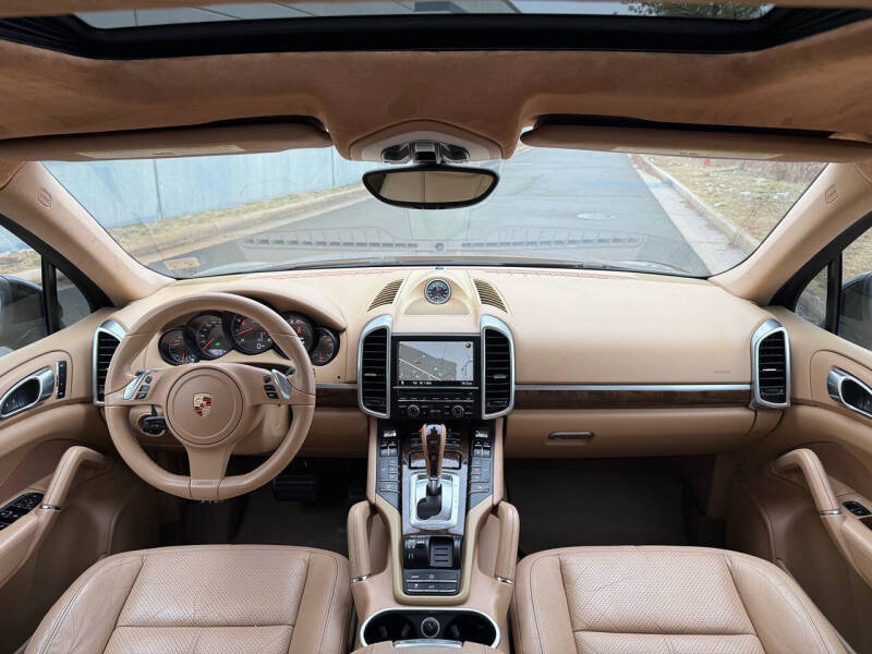 2012 Porsche Cayenne