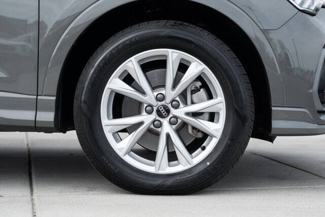 2022 Audi Q3 quattro S line Prem Plus 45 TFSI