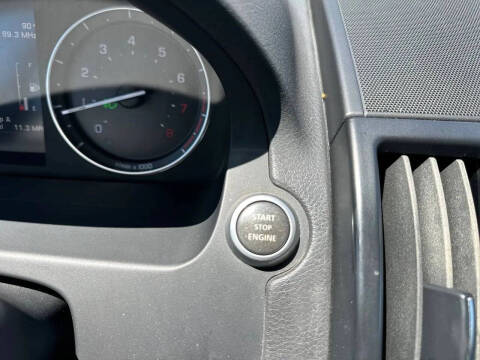 2013 Land Rover LR2 HSE LUX