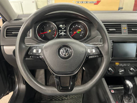 2016 Volkswagen Jetta