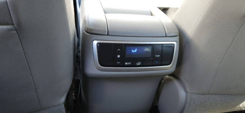 2017 Toyota Highlander LE Plus