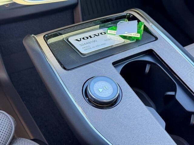 2025 Volvo EX90 Twin Ultra 6P