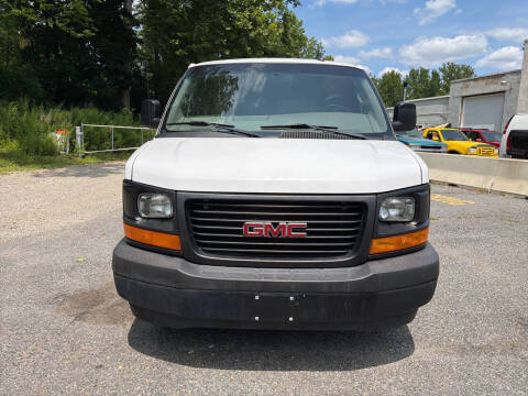 2017 GMC Savana 2500