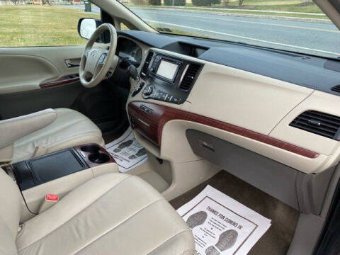 2014 Toyota Sienna XLE 7-Passenger