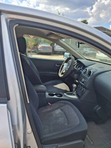 2011 Nissan Rogue SV