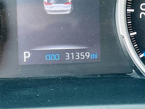 2022 Toyota RAV4 Hybrid LE