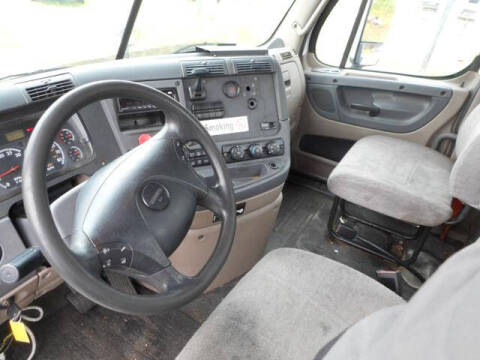 2013 Freightliner Cascadia