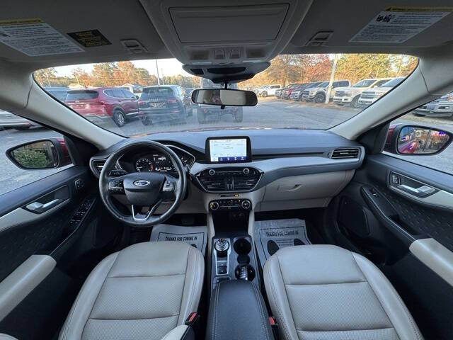 2020 Ford Escape SEL