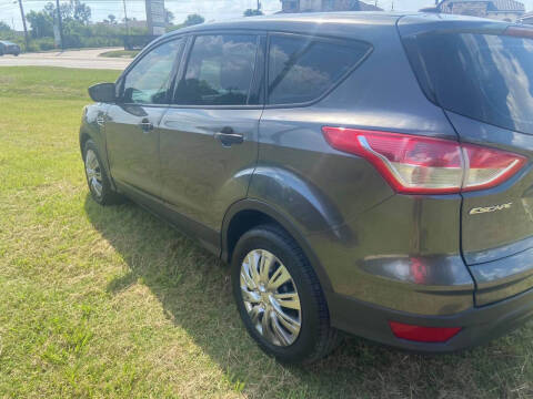 2016 Ford Escape S