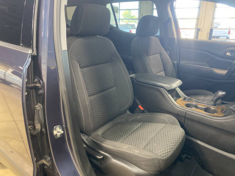 2019 GMC Acadia SLE-2