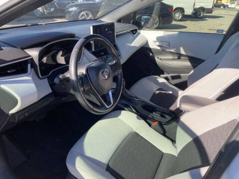 2024 Toyota Corolla Hatchback SE