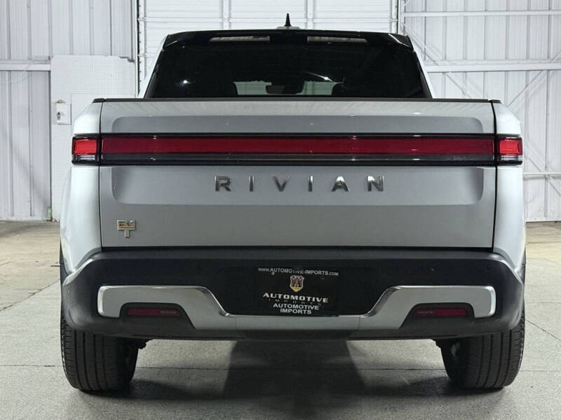 2022 Rivian R1T Adventure