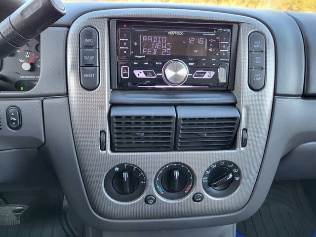 2005 Ford Explorer XLT