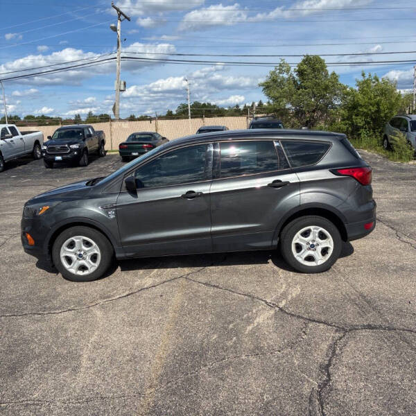 2019 Ford Escape S