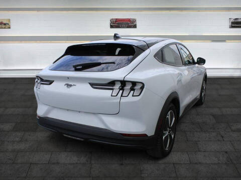 2021 Ford Mustang Mach-E Select