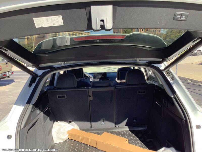 2024 Audi Q5 quattro S line Prem Plus 45 TFSI
