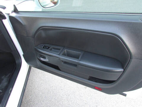 2010 Dodge Challenger SE