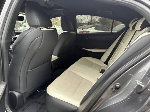 2022 Lexus IS 350 F SPORT