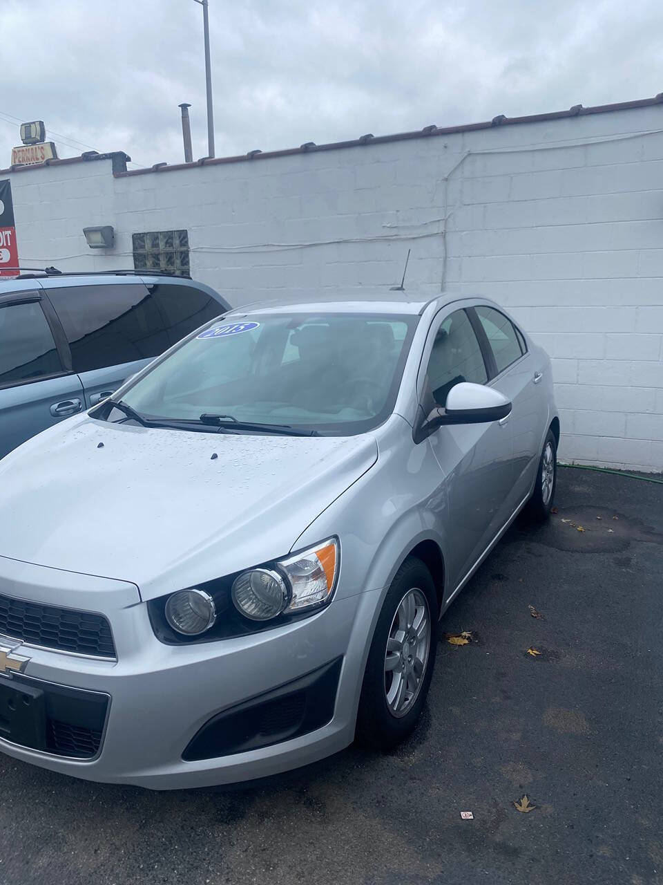 2015 Chevrolet Sonic for sale at Endless auto in Blue Island, IL