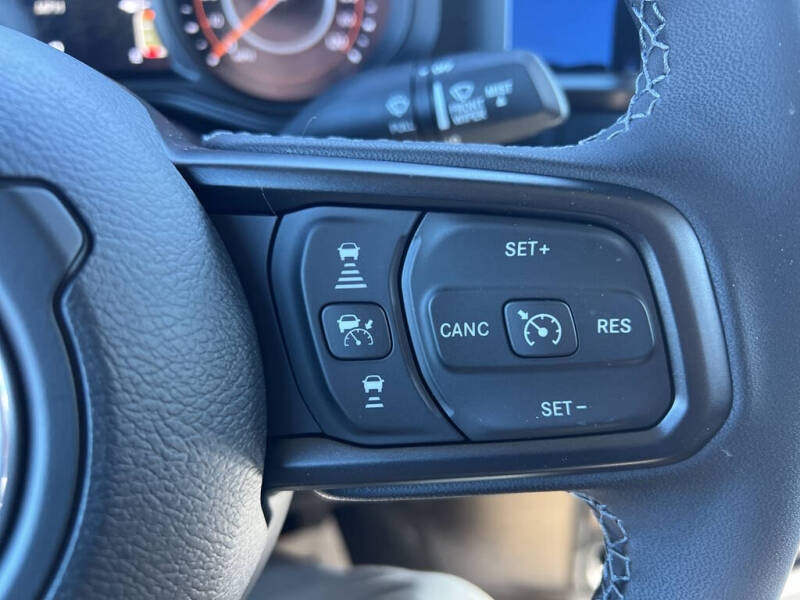 2025 Jeep Gladiator High Tide