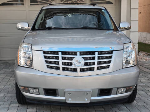 2010 Cadillac Escalade Luxury