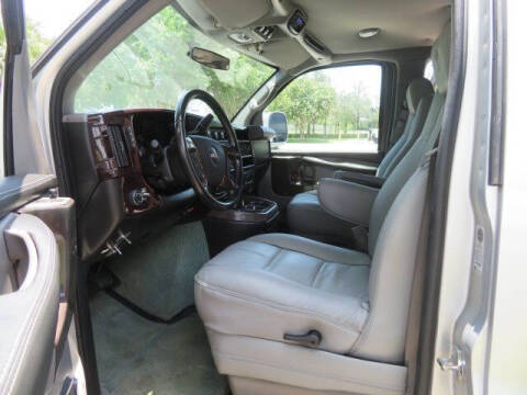 2015 GMC Savana 2500