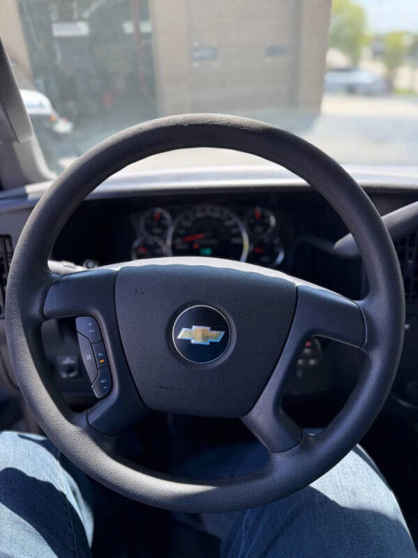 2016 Chevrolet Express 2500