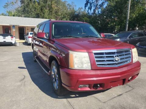 2006 Cadillac Escalade ESV for sale at FAMILY AUTO BROKERS in Longwood FL