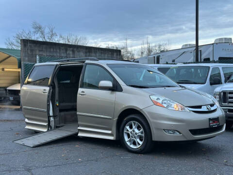 2006 Toyota Sienna for sale at Beaverton Auto Wholesale LLC in Hillsboro OR