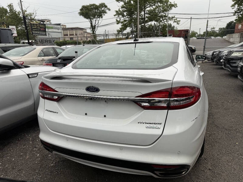2017 Ford Fusion Platinum