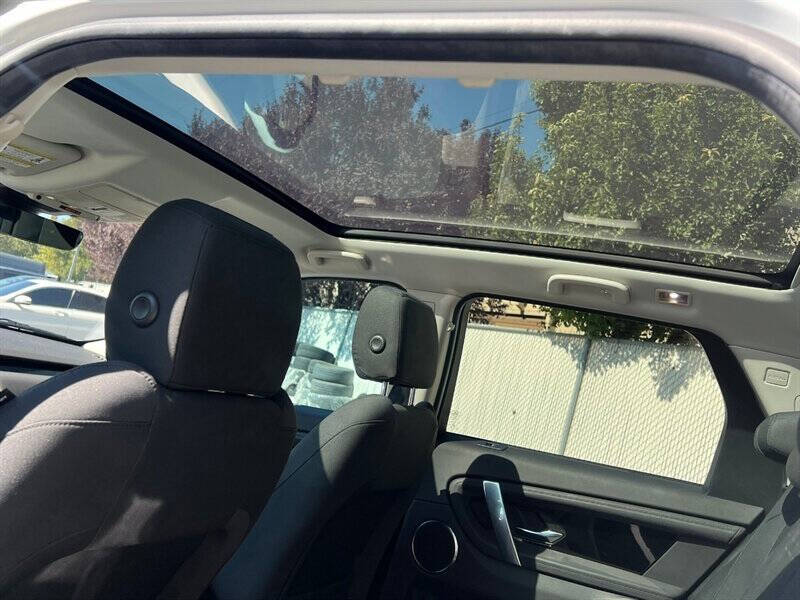 2020 Land Rover Discovery Sport P250 Standard