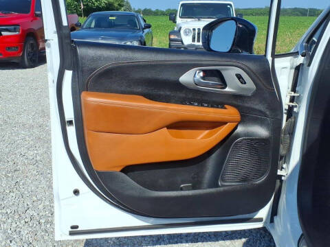 2025 Chrysler Pacifica Pinnacle