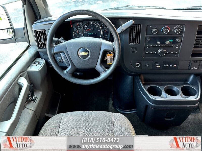 2017 Chevrolet Express LT 2500