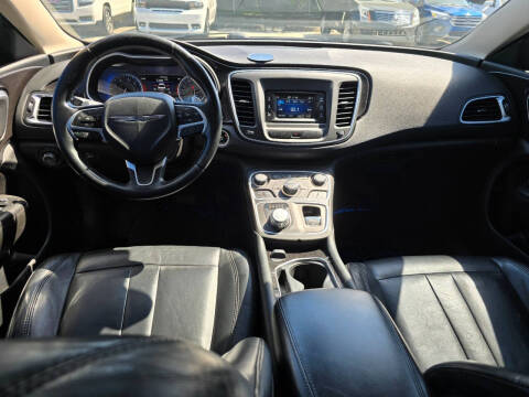2015 Chrysler 200 C