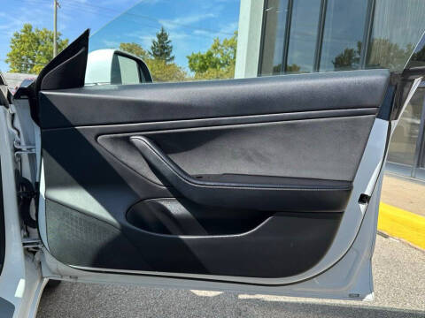 2018 Tesla Model 3 Mid Range