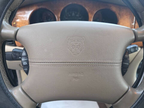 2002 Jaguar XJ-Series XJ8