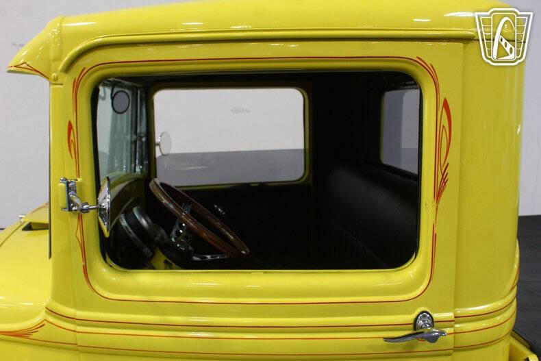 1932 Ford F-100