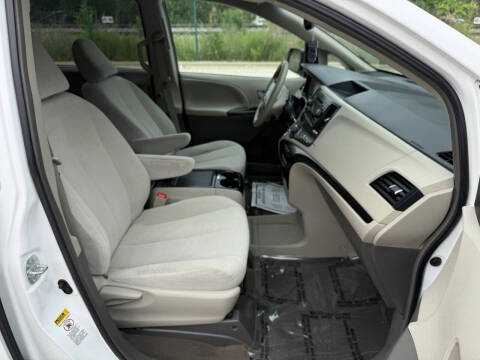 2013 Toyota Sienna