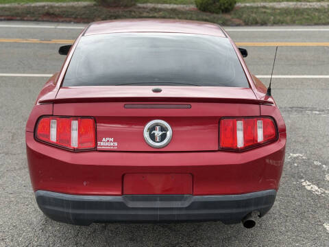 2010 Ford Mustang V6 Premium
