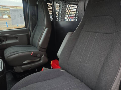 2024 GMC Savana 2500