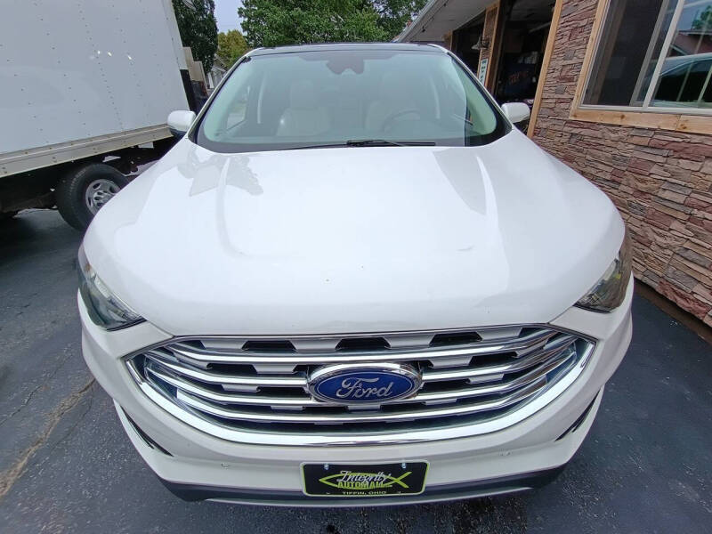 2020 Ford Edge Titanium