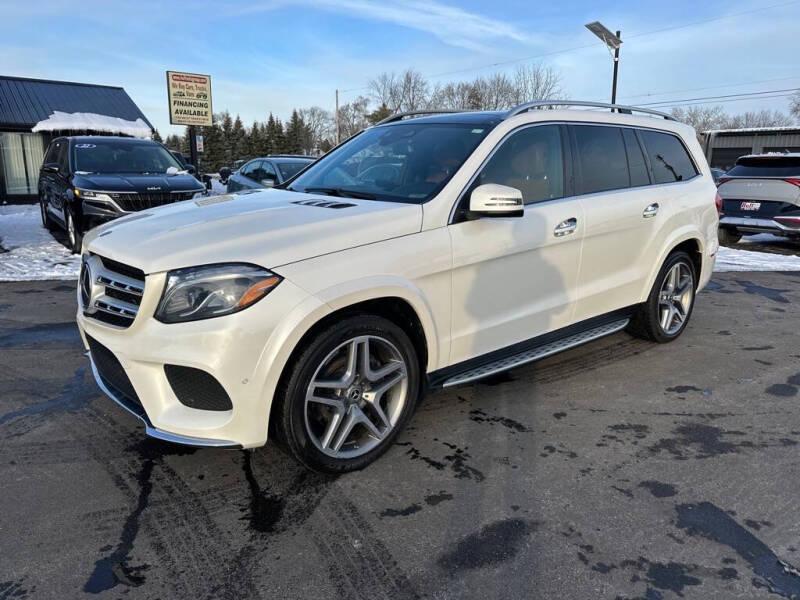 2019 Mercedes-Benz GLS-Class GLS550's photo
