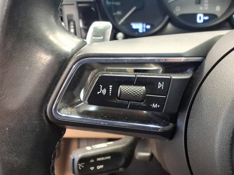 2022 Porsche Macan S