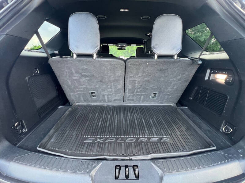 2020 Ford Explorer ST