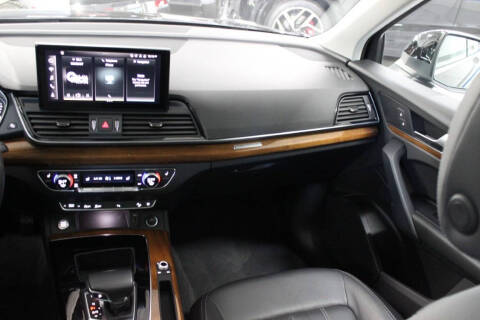 2023 Audi Q5 quattro Premium 40 TFSI