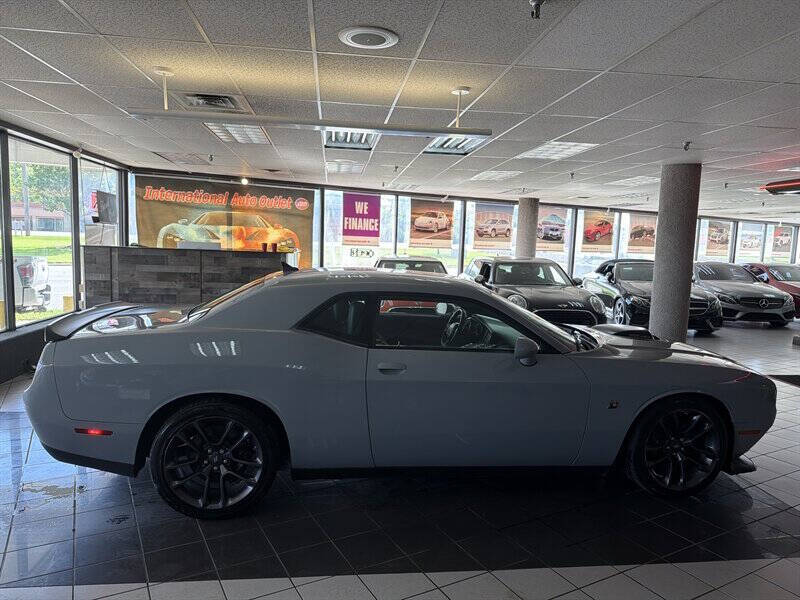 2022 Dodge Challenger R/T Scat Pack