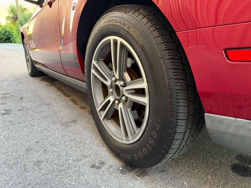 2012 Ford Mustang V6 Premium