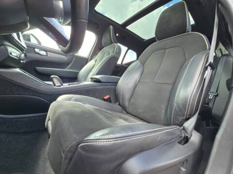 2021 Volvo XC40 T5 R-Design