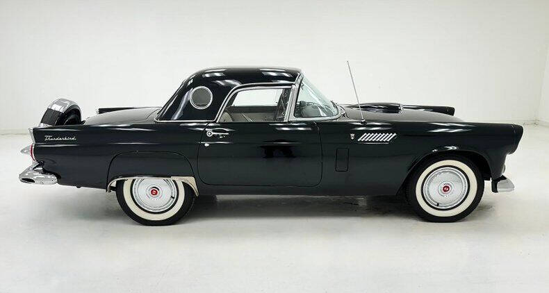 1956 Ford Thunderbird